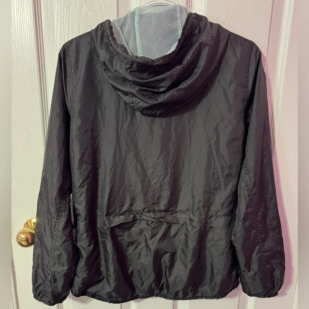 Hollister Mesh Jacket with Logo Patch - Picture 2 of 6